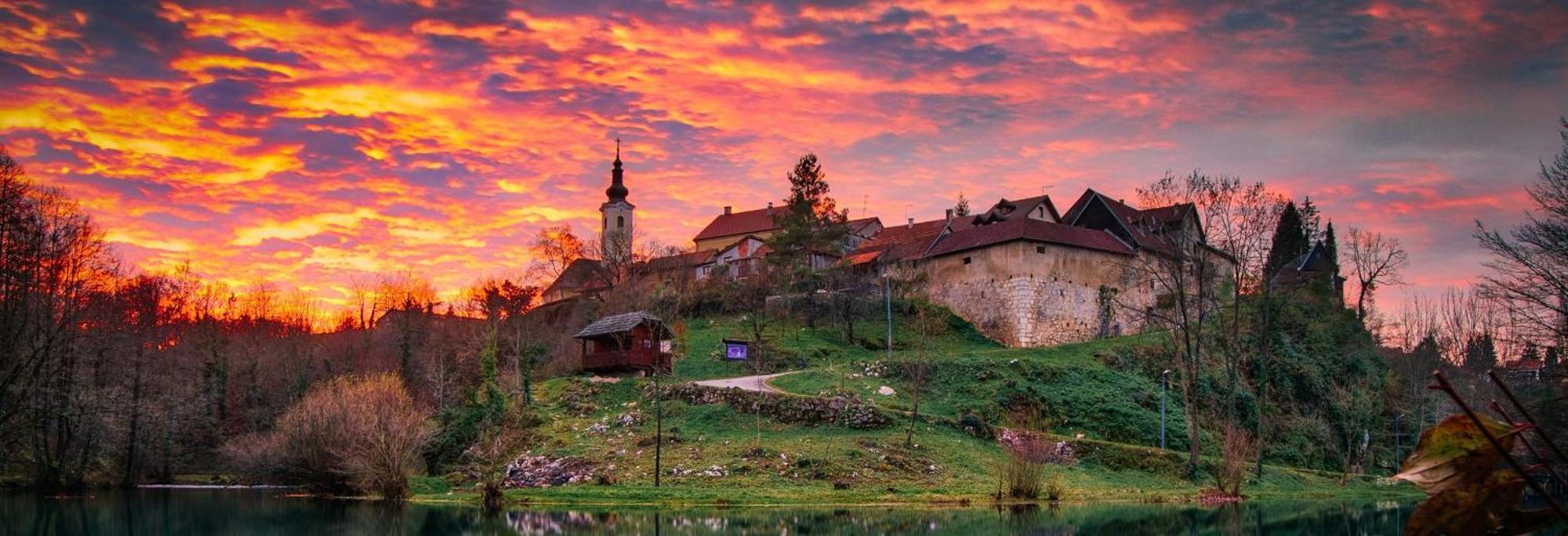 Amore Slunj Bagian luar foto